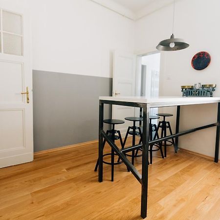 Mazuranic Square Apartment Zagreb Rom bilde