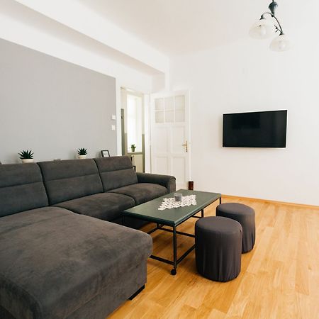 Mazuranic Square Apartment Zagreb Eksteriør bilde