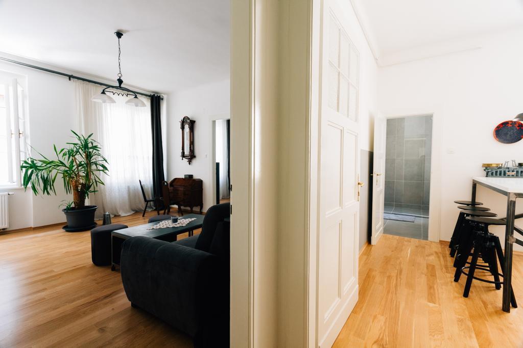 Mazuranic Square Apartment Zagreb Rom bilde